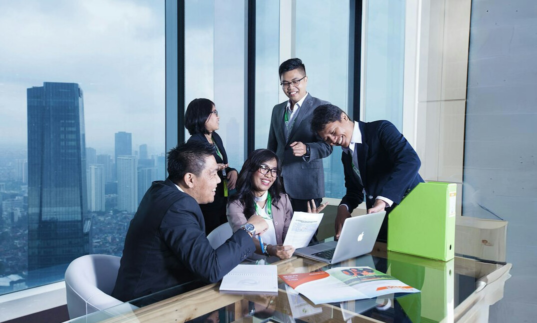 business team discussing ideas